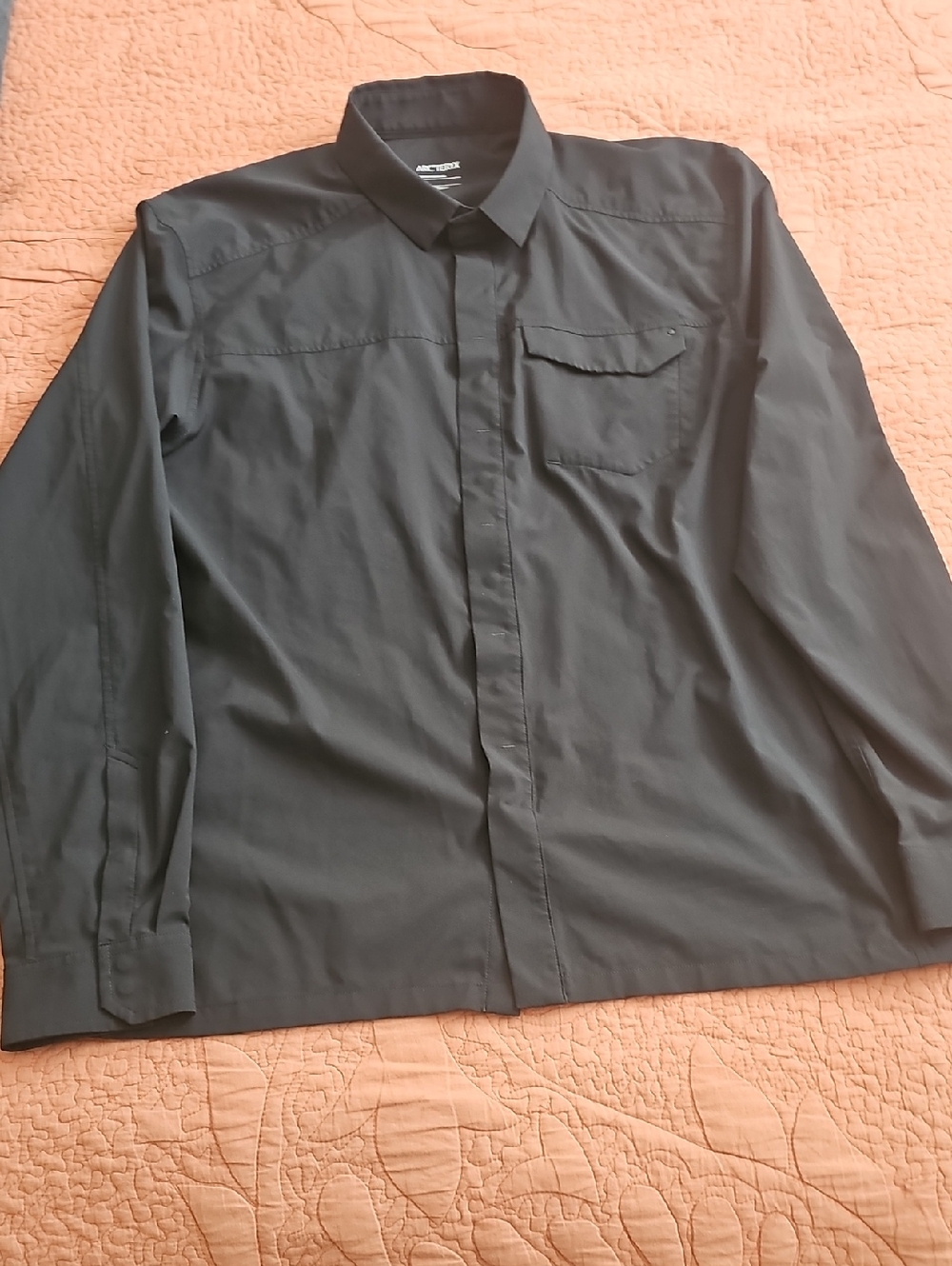 Arc'teryx Men's Black Long-Sleeve Button-Up Shirt
